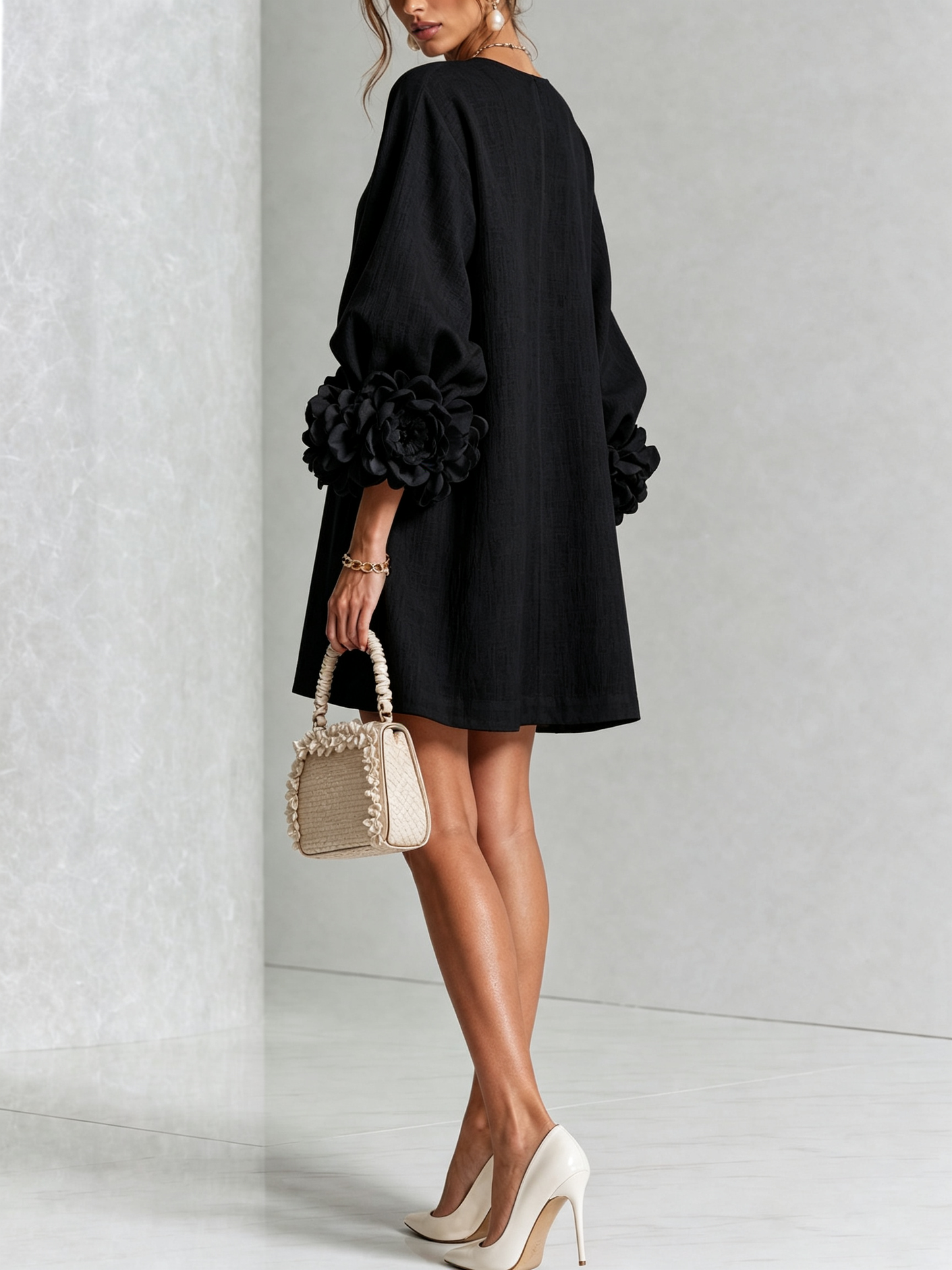 Robe Mini Éléonore – Blanche à Fleurs